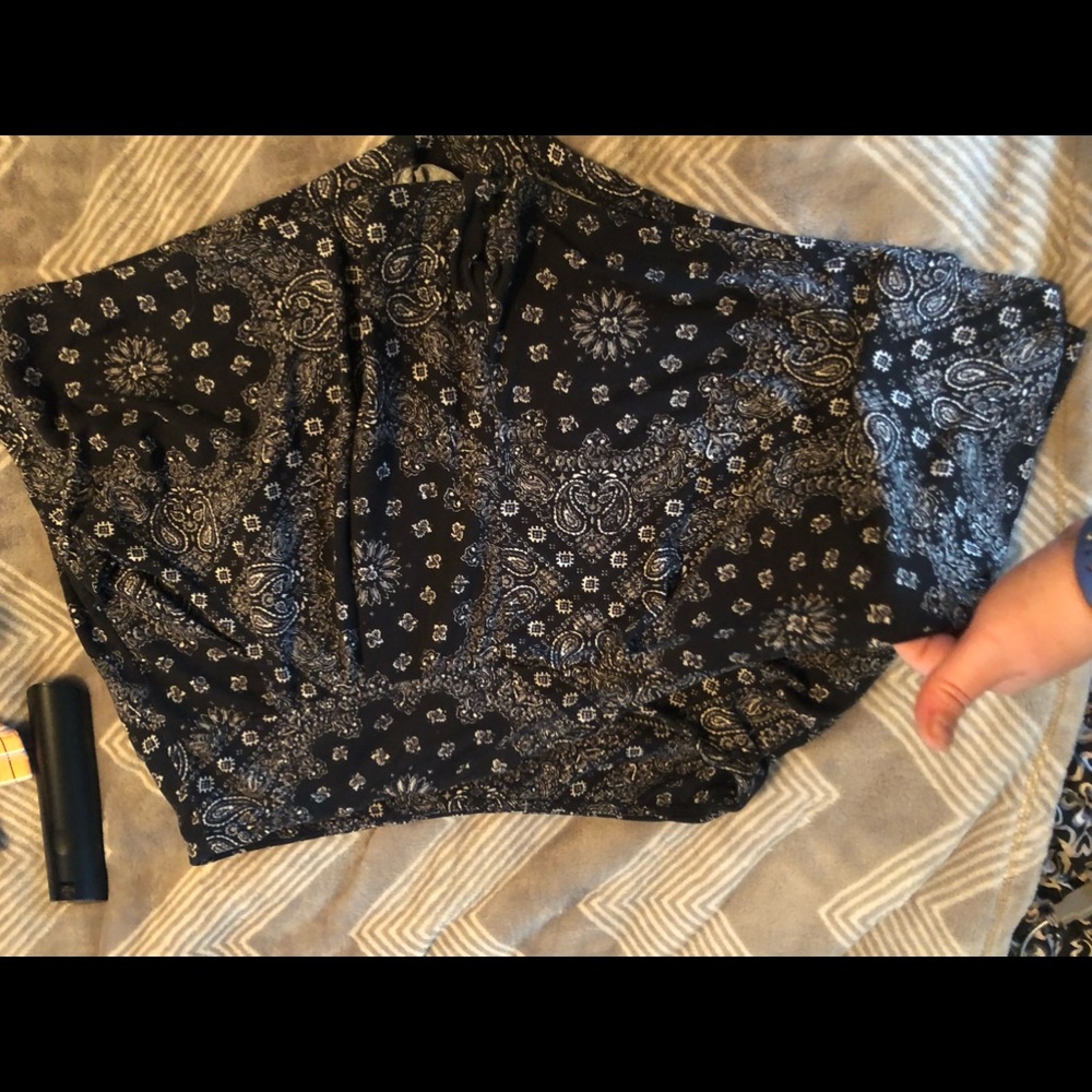 Black and White Printed Shorts with Pockets